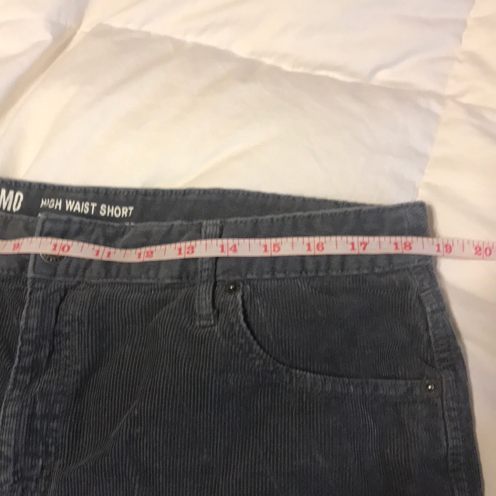 Corduroy cutoffs - Picture 4 of 5